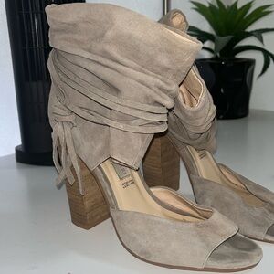 Kristin Cavallari x Chinese Laundry Suede Booties